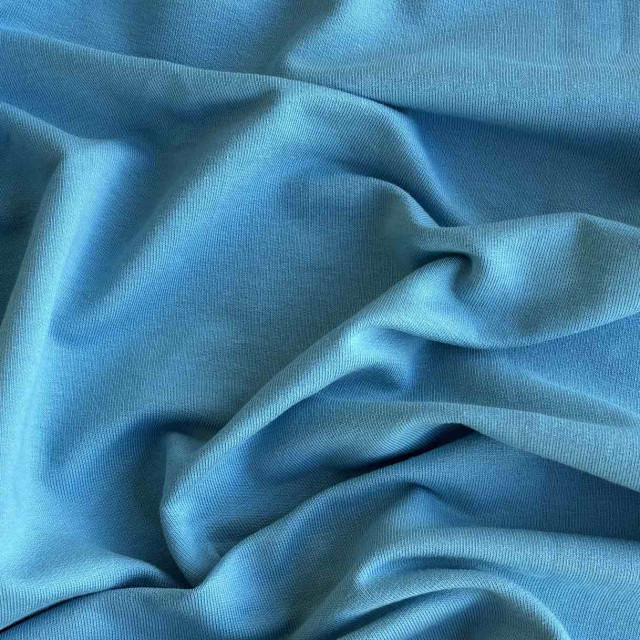 02011129-2372