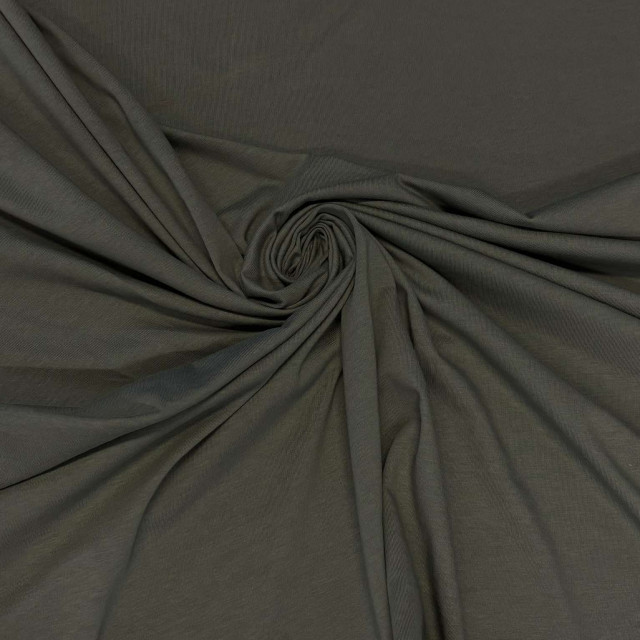 020822120-11153