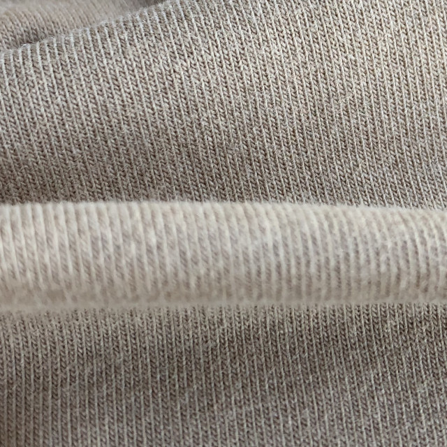 020822122-110
