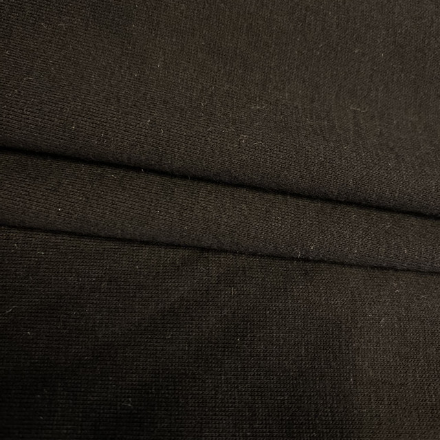 020822122-83