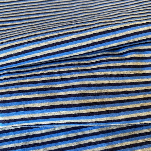 021021106-17678