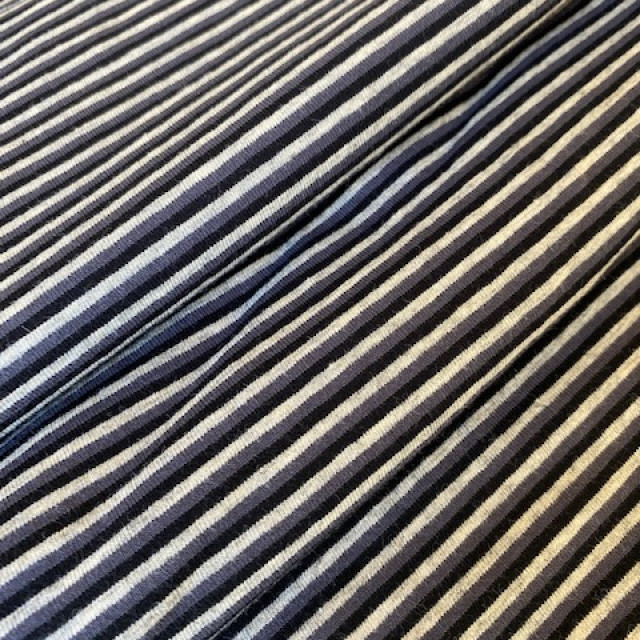 021021106-17679
