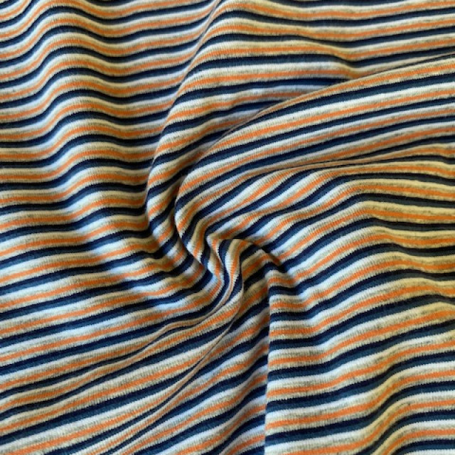021021106-17683