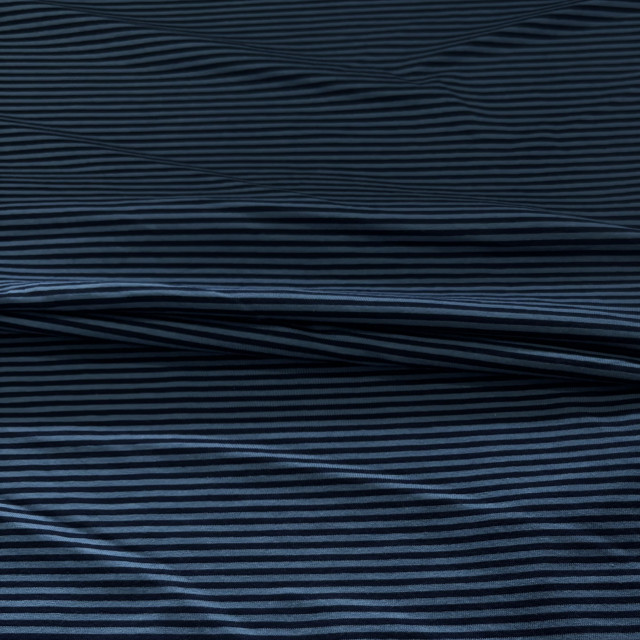 021021106-19869