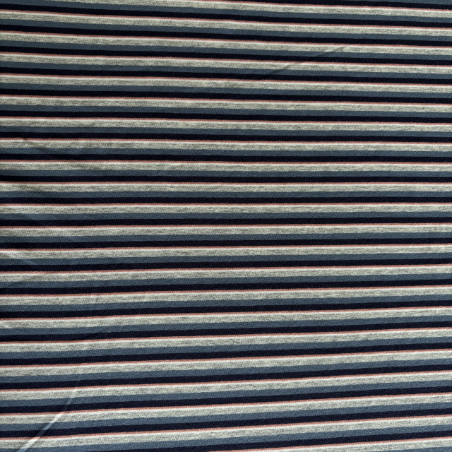 021021106-19872