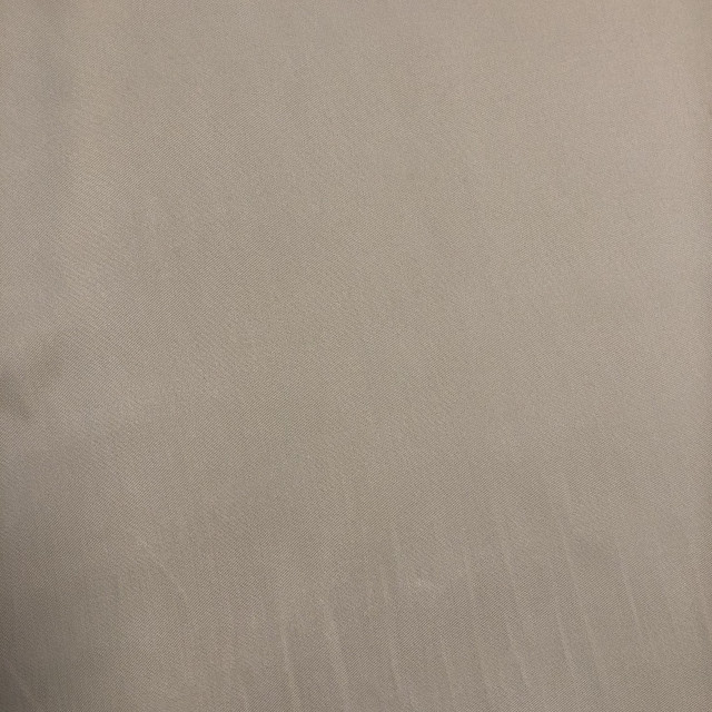 03041103-487