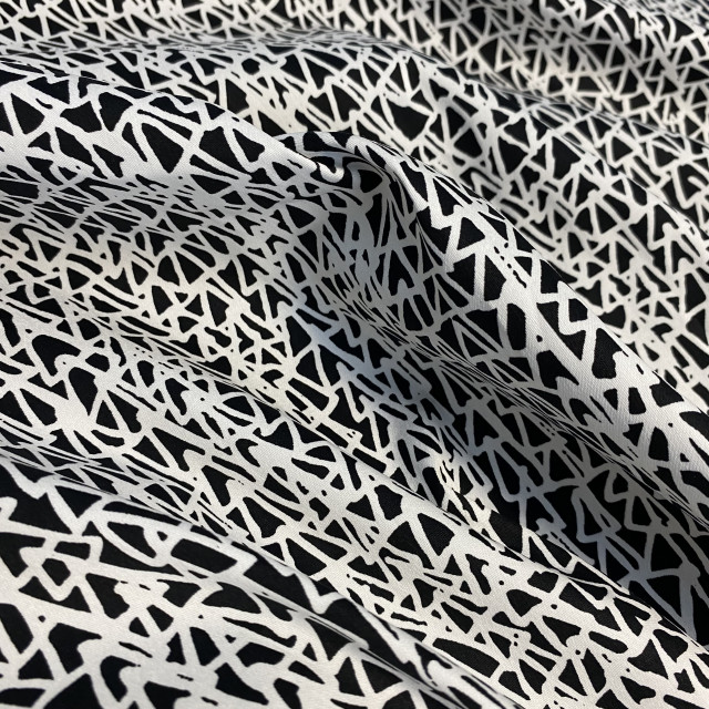 03041114-10084