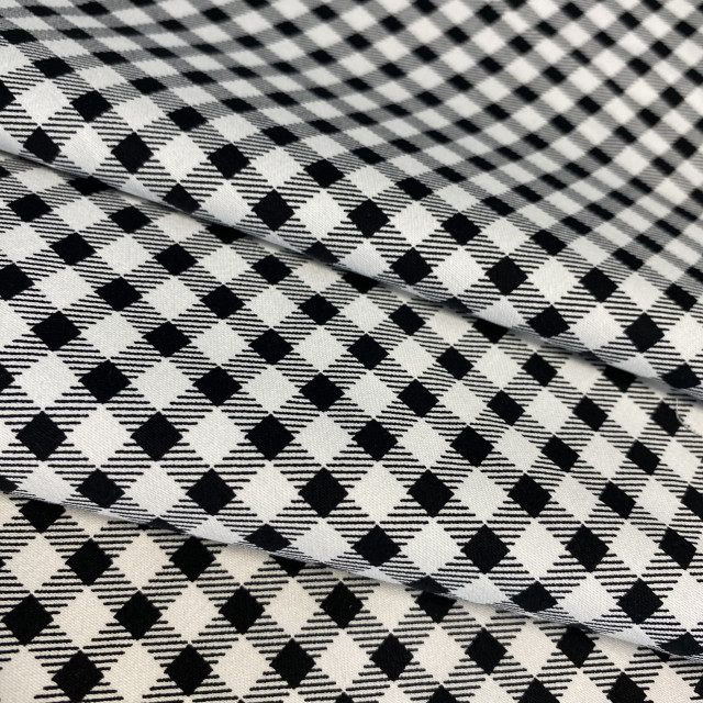 03041114-16726