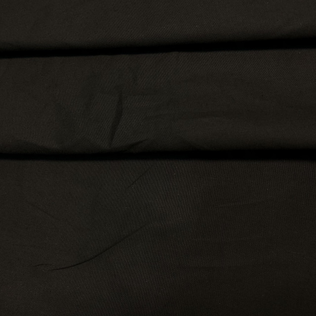 03052130-83
