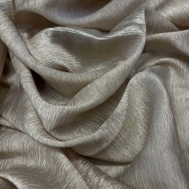 04110128-323