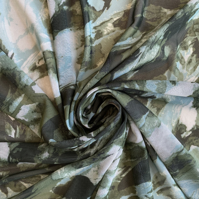 05052328-19676