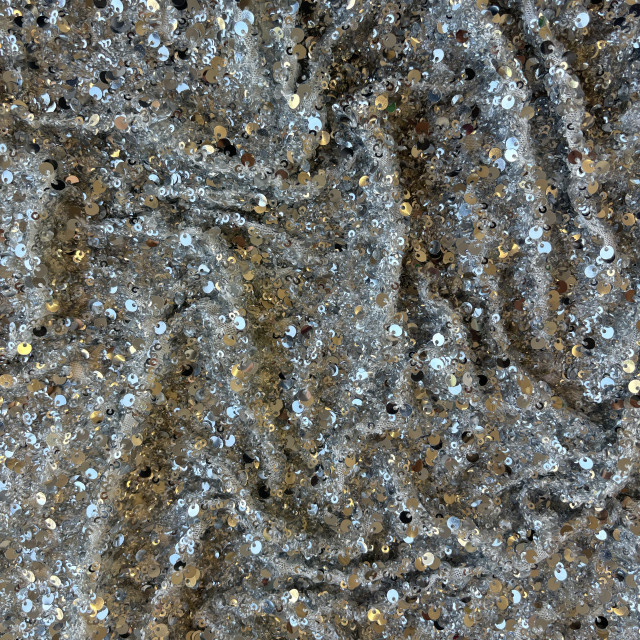 05052346-3261