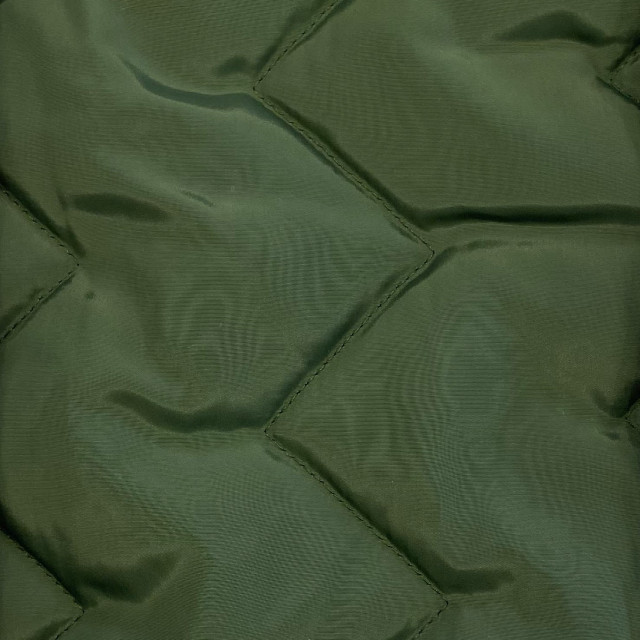 050982229-15975