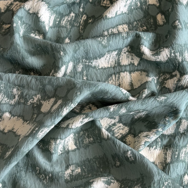 060223006-16374