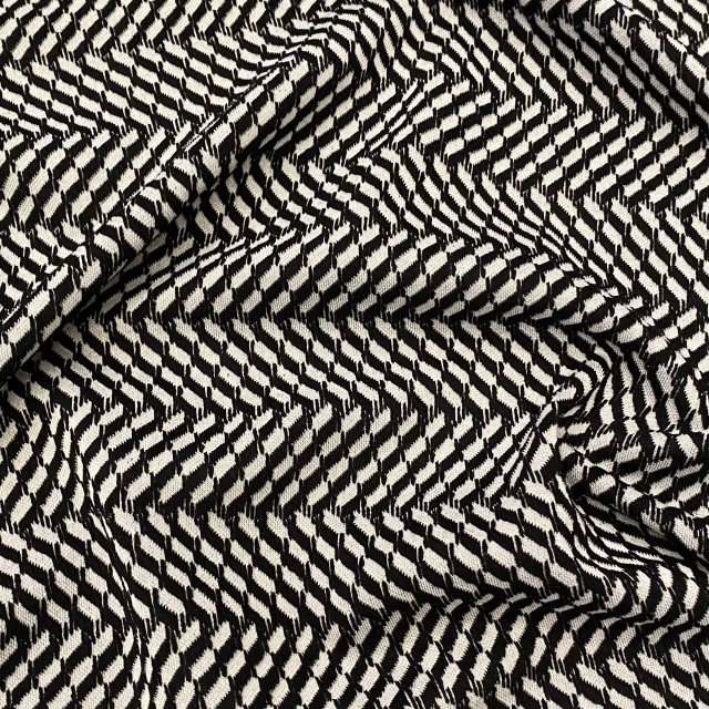 06032325-12233