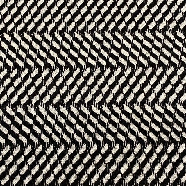 06032325-12233