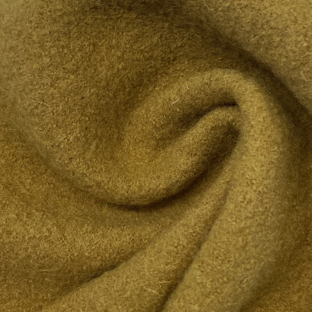 060522381-10043