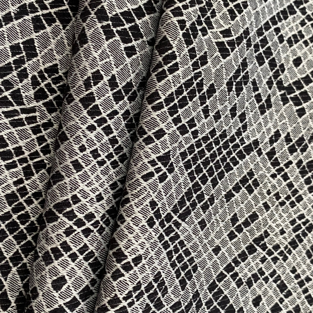 06104358-10457