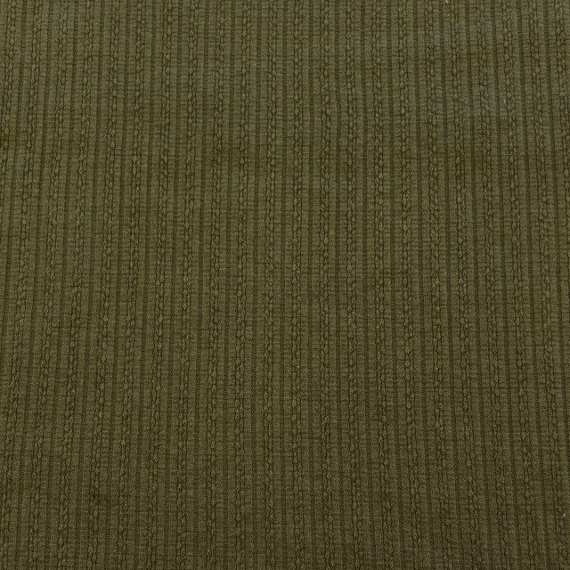 06104431-19748
