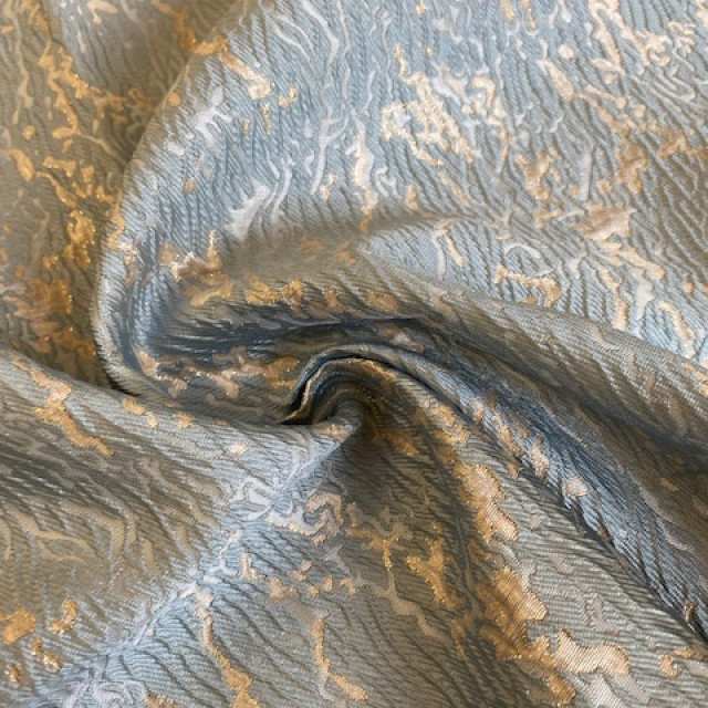 06104451-17800