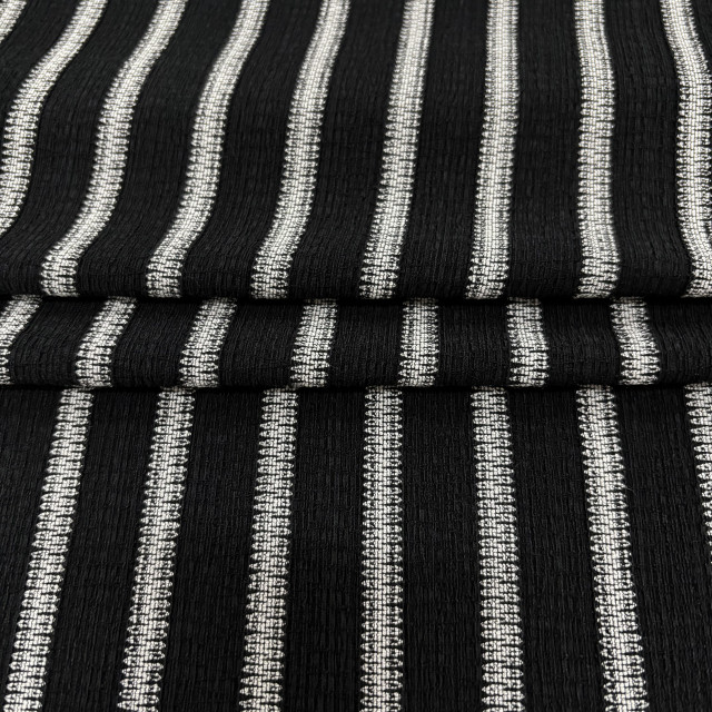 06104483-19786