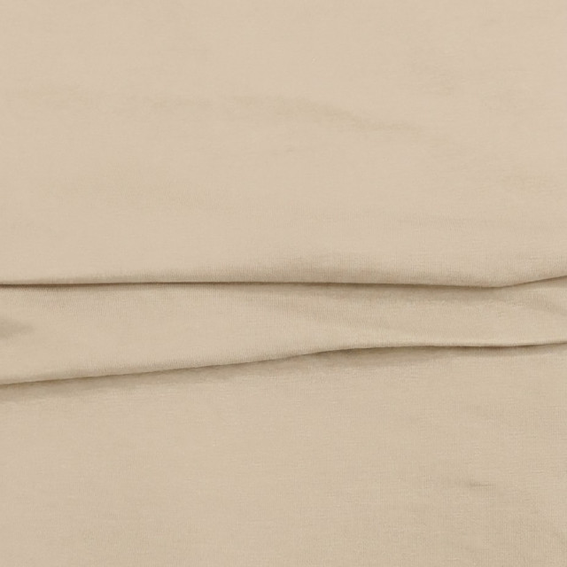 06104484-592
