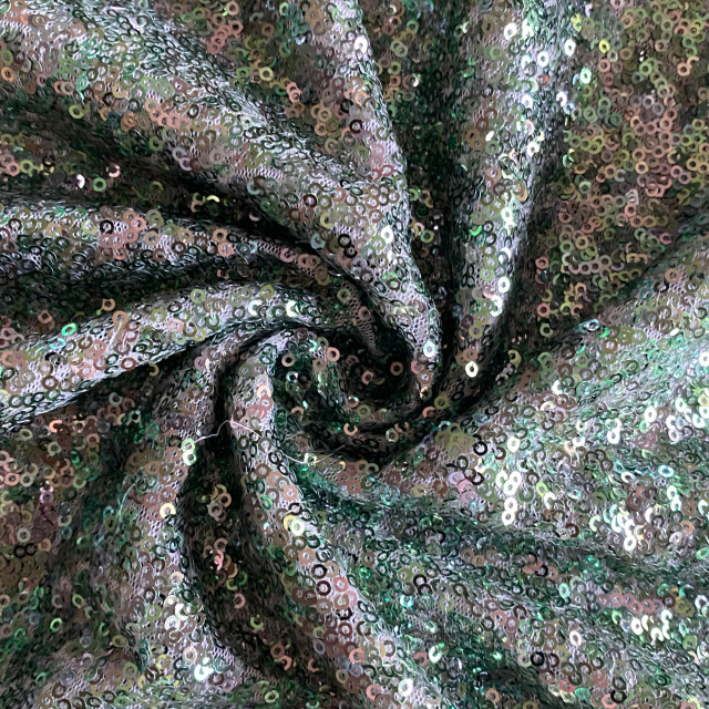 5052198-10211