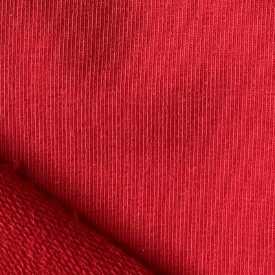 FUTER TT-100 LIKRA RED MARLBORO širine 1.9 m, gramaže 248 g/m2. Unevrzalna elastična pamučna pletenina, mekana i udobna.