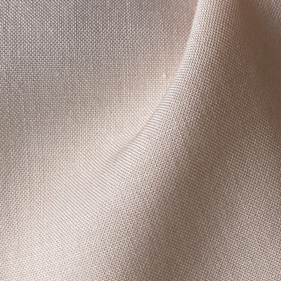 KOSULJAR VIS CHALIS CAMEO ROSE širine 1.4 m, gramaže 123 g/m2. Lagana I lepršava viskozna tkanina sa lepim padom za kosulje, haljine, bluze.