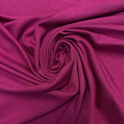 VISKOZA PL. XT-24 LIKRA # 1379 FUSHIA RED