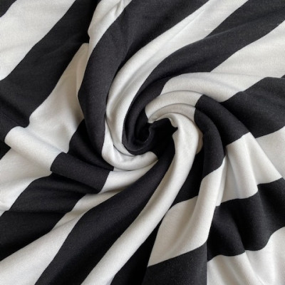 VISKOZA PL. TT-24 LIKRA PRT KH DSN # DIAGONAL STRS # BLACK