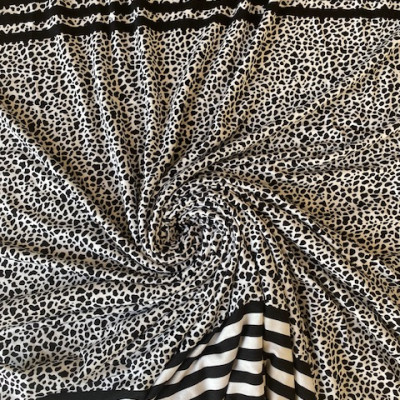 VISKOZA PL. TT-24 LIKRA PRT KH DSN # LEOPARD BORDER # WHITE OFF BLACK