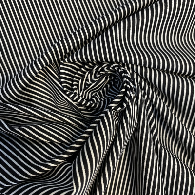 KEPER STRECH SATEN PRT L DSN # 5632 # S STR WHITE OFF