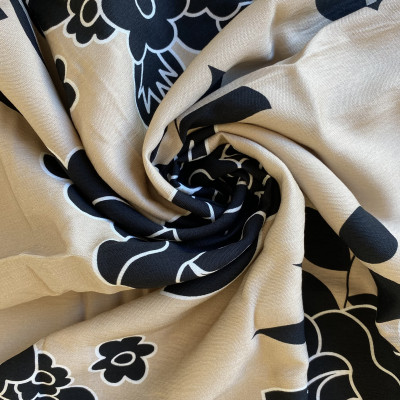 KOSULJAR VIS RYN N DGT PRT DSN # B FLOWERS # BEIGE BLACK