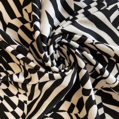 PONTE ROMA S PRT DSN # GEO ANIMAL # BLACK WHITE OFF