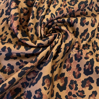 KEPER STRECH SATEN DGT PRT DSN # ANIMAL # BROWN SUGAR BLACK BRANDY