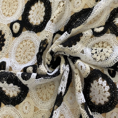 CIP CO ORNAMENTAL LUX DSN # GEO CIRCLE # BLACK WHITE NATUR