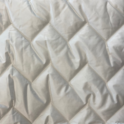 RAINCOAT S STEP ONE SIDE DSN # ZIK ZAK # WHITE OFF