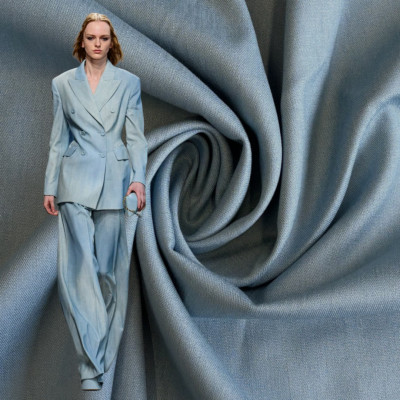 STOF V 8017 # 467 MILKY BLUE