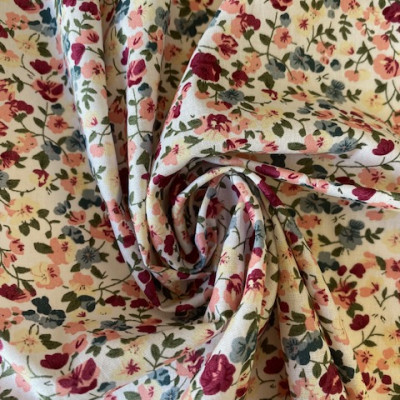 KOSULJAR CO POP LEA PRT DSN # 66 ROSES # WHITE