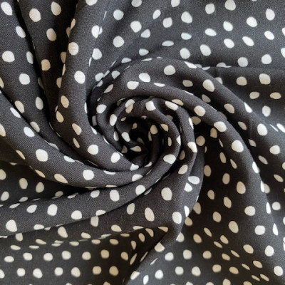 KOSULJAR VIS CHALIS DGT PRT DSN # 23 DOTS # BLACK OFF WHITE