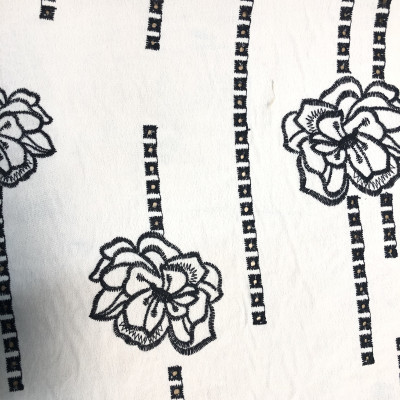 KOSULJAR VIS MORROCO EMB DSN # 6822 # FLOWERS WHITE BLACK