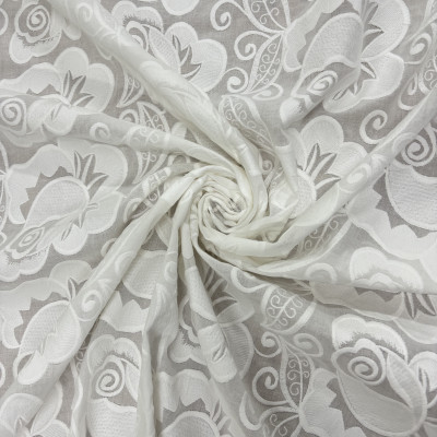 KOSULJAR CO LACE AVA EMB DSN # B FLOWERS # WHITE OFF