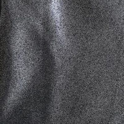 KOSULJAR S DYNASTY FOIL BLACK širine 1.5 m, gramaže 95 g/m2. Poliesterska tkanina sa srebrnim premazom, lagana I lepršava.