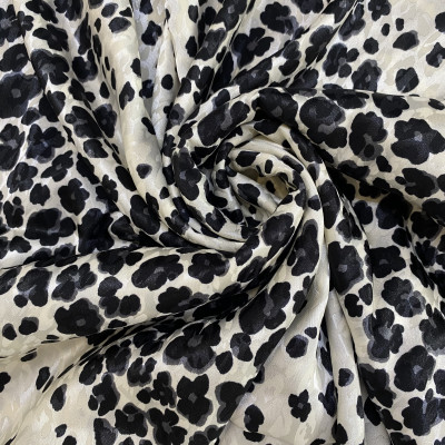 KOSULJAR P JQD PRT DSN # ANIMAL FLOWERS # BLACK
