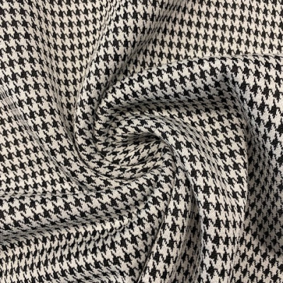 JQD KNIT V KORS DSN # 52813 PEPITO # BLACK WHITE