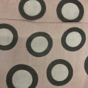 06012132-9185 - KOSULJAR S MUSLIN AMELIA PRT DOTS ROSE širine 1.5 m, gramaže 41.4 g/m2. Muslin sa printom, lagan i lepršav, za šivenje haljina, bluza.